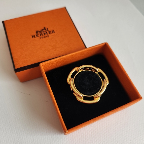 HERMES Chaine d'Ancre Gold Tone Scarf Ring - Picture 1 of 9